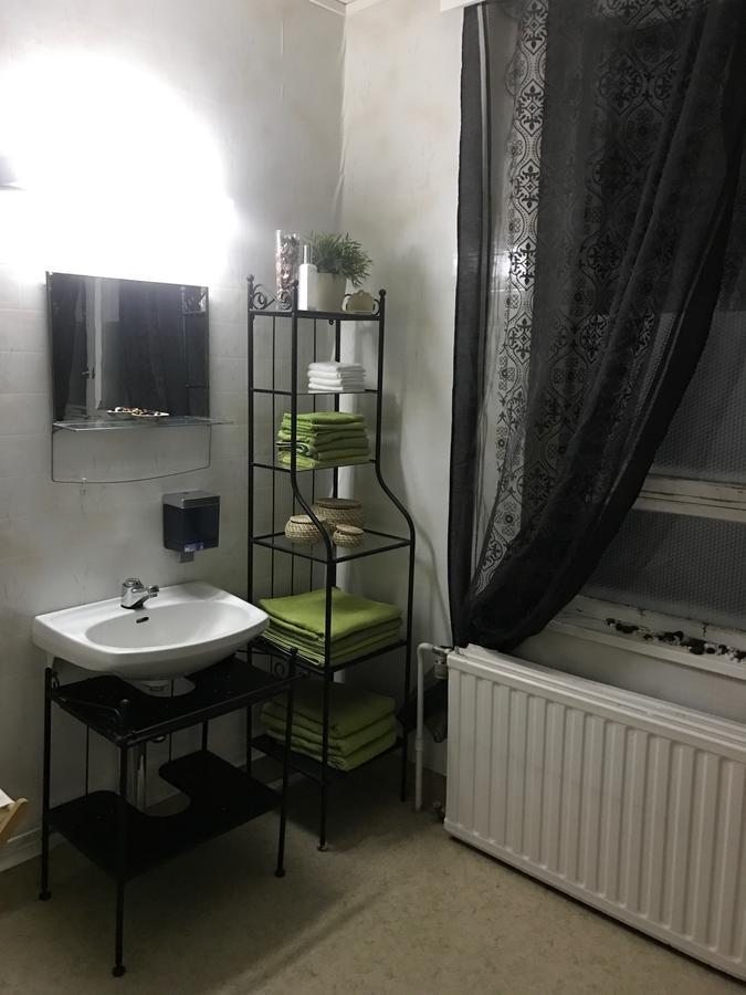 Luonto-Olohuone Hotel Yli-Ii Kültér fotó